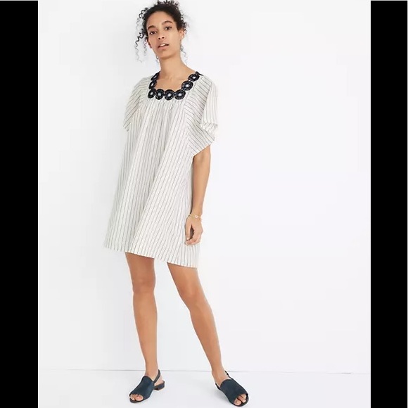 Madewell Dresses & Skirts - Madewell Embroidered Butterfly Dress Stripe M